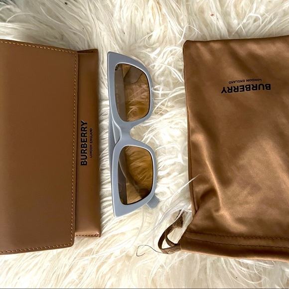 Authentic Grey Burberry Sunglasses - Picture 2 of 6